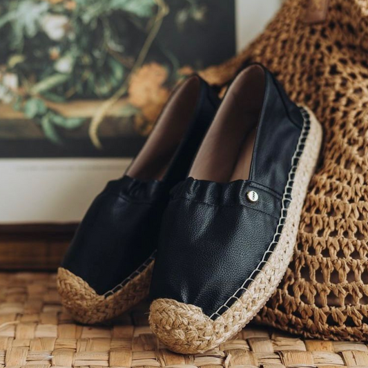 Maite flats