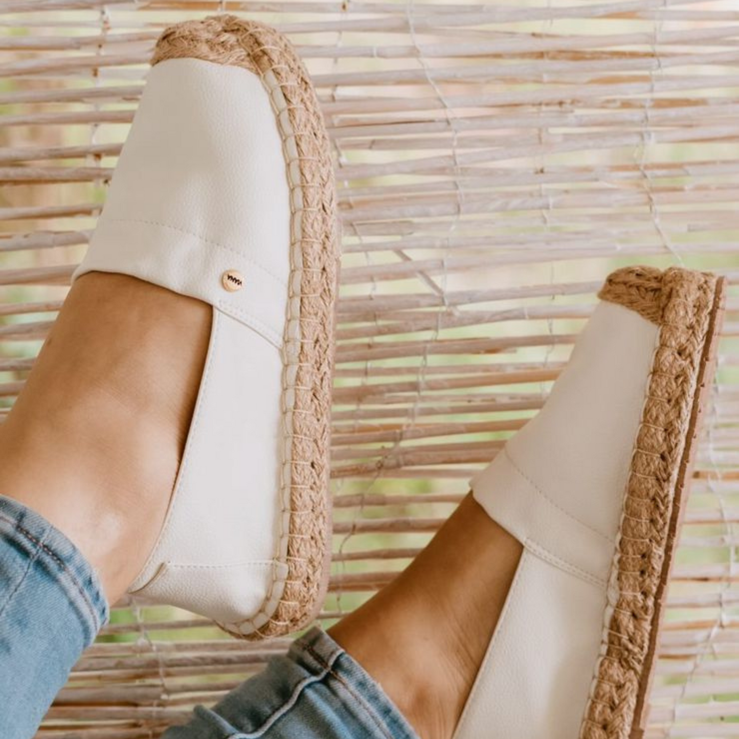 Maite flats